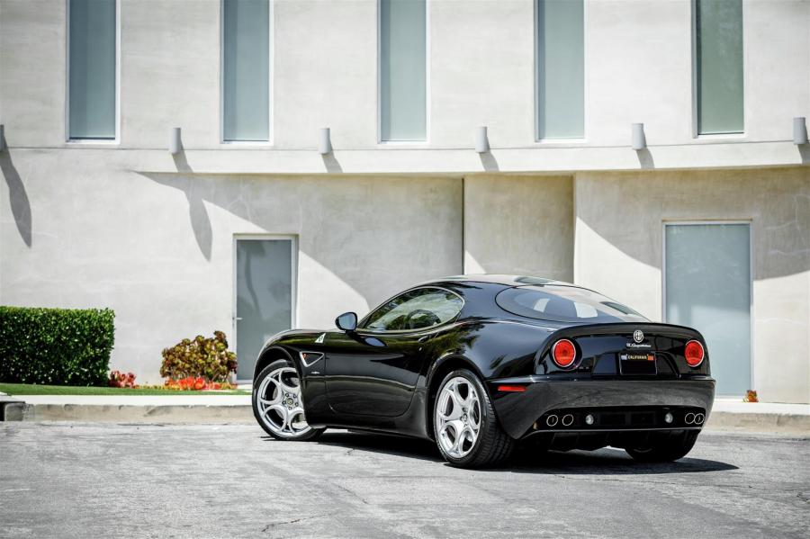  Alfa Romeo 8C Competizione 2008 года  (фото 26 из 143)